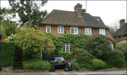 08 Wellgarth Road